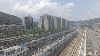 Скачать видео: D6598福州-赣州G3045龙岩-广州东D6565龙岩-平潭龙岩停靠