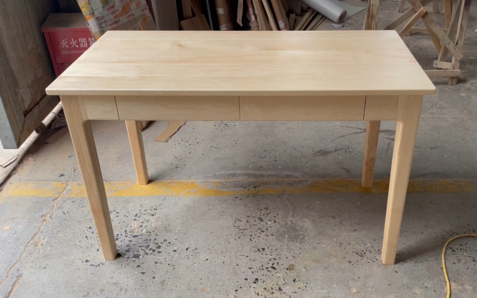 硬枫木实木书桌,支持任意尺寸款式定做!