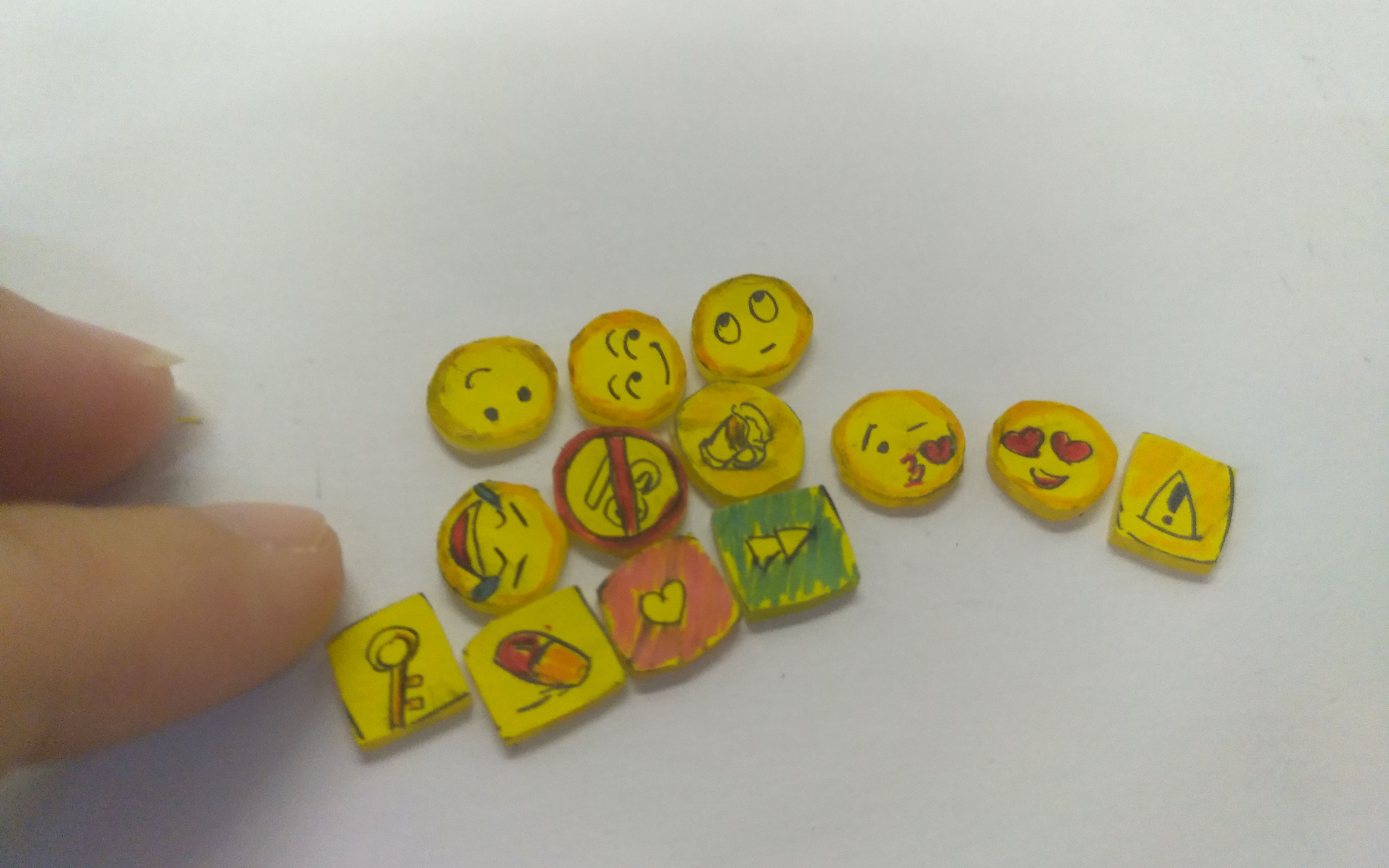 污污热缩片系列emoji小表情耳钉制作