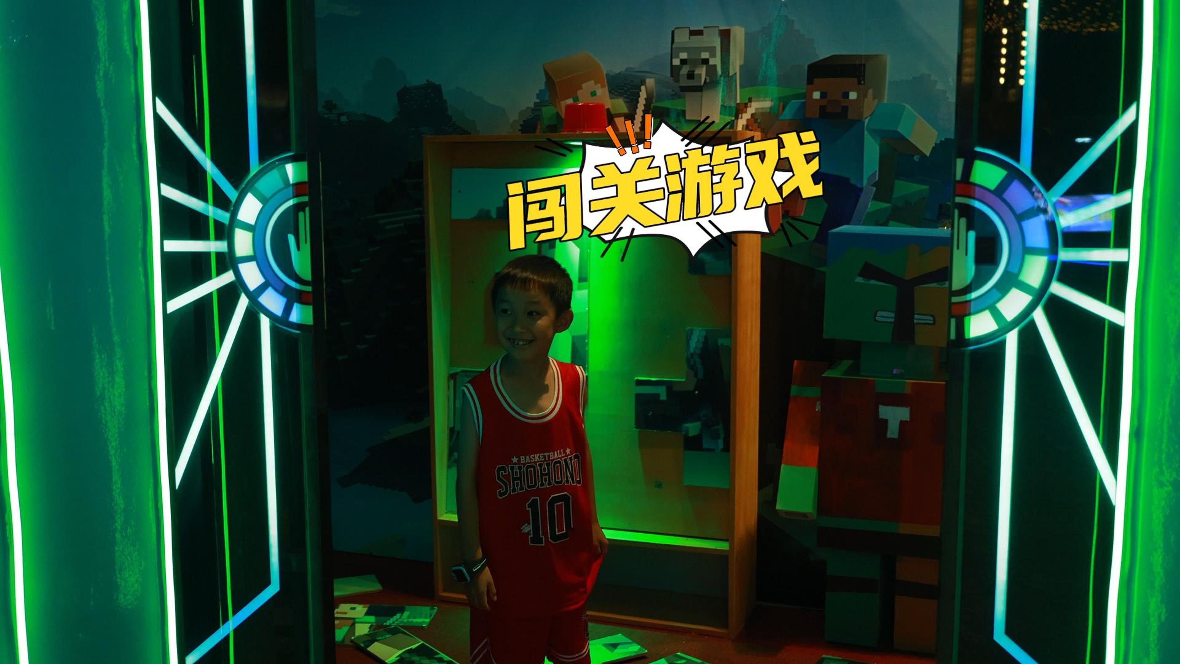 一个游戏是一个小女孩闯关(一个游戏是一个小女孩闯关的动画片)
