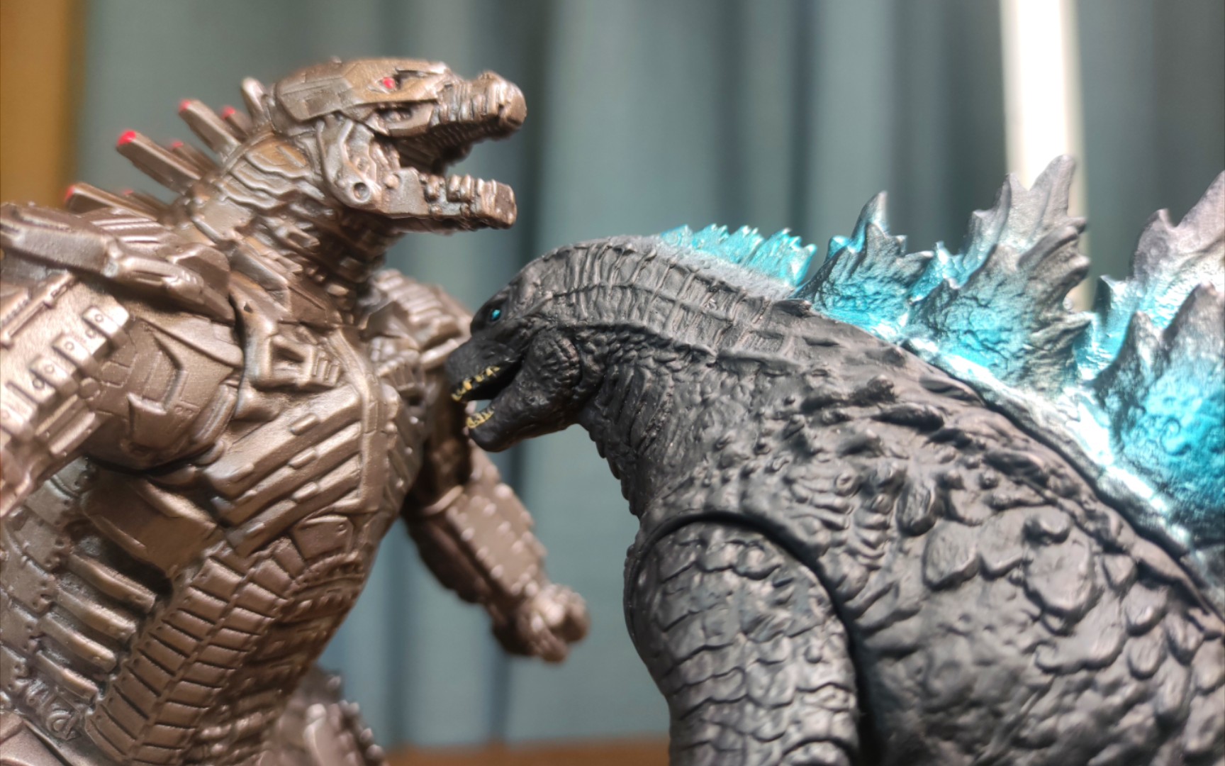 万代软胶2019哥斯拉/万代软胶2021机械哥斯拉