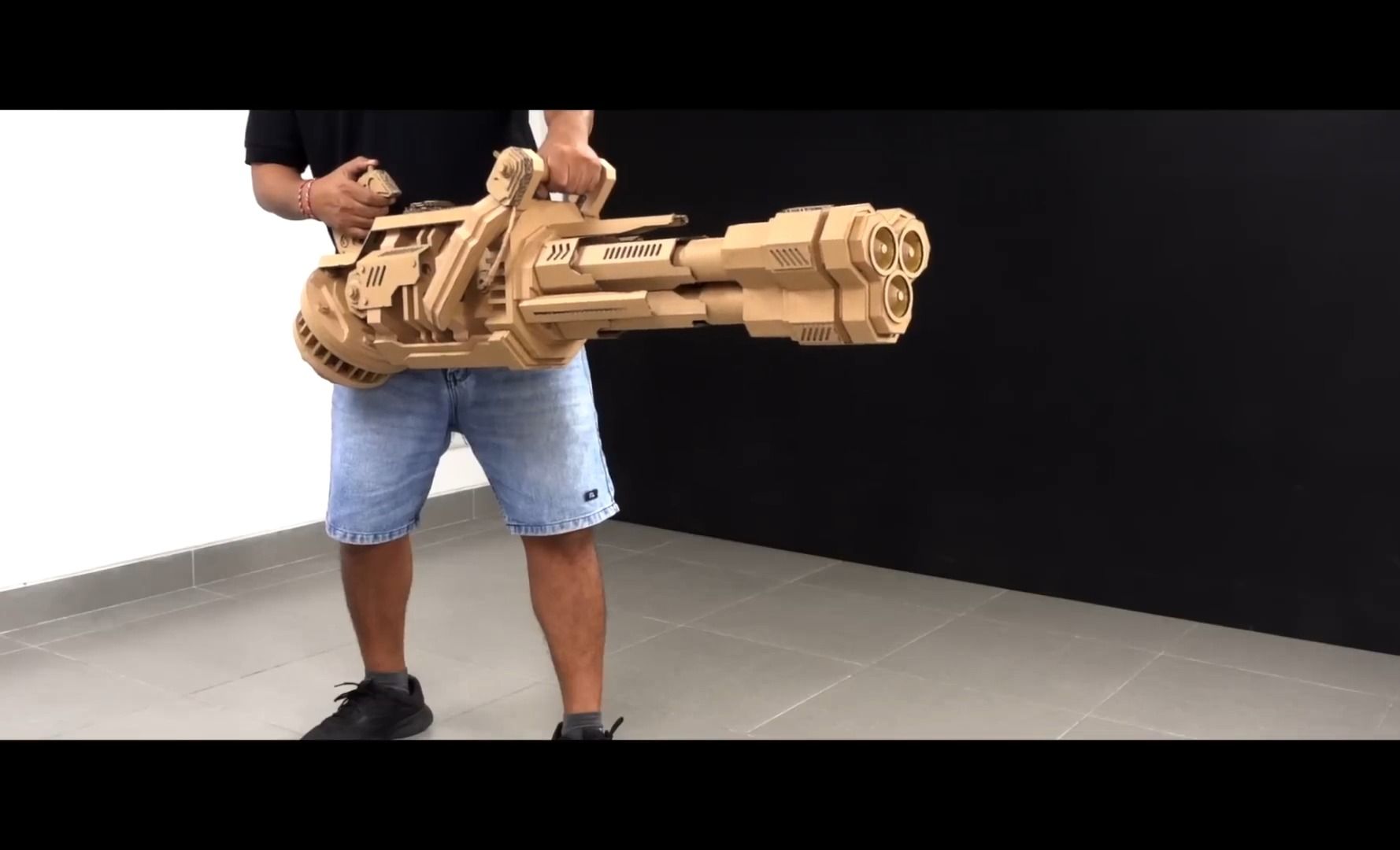 纸壳制作加特林