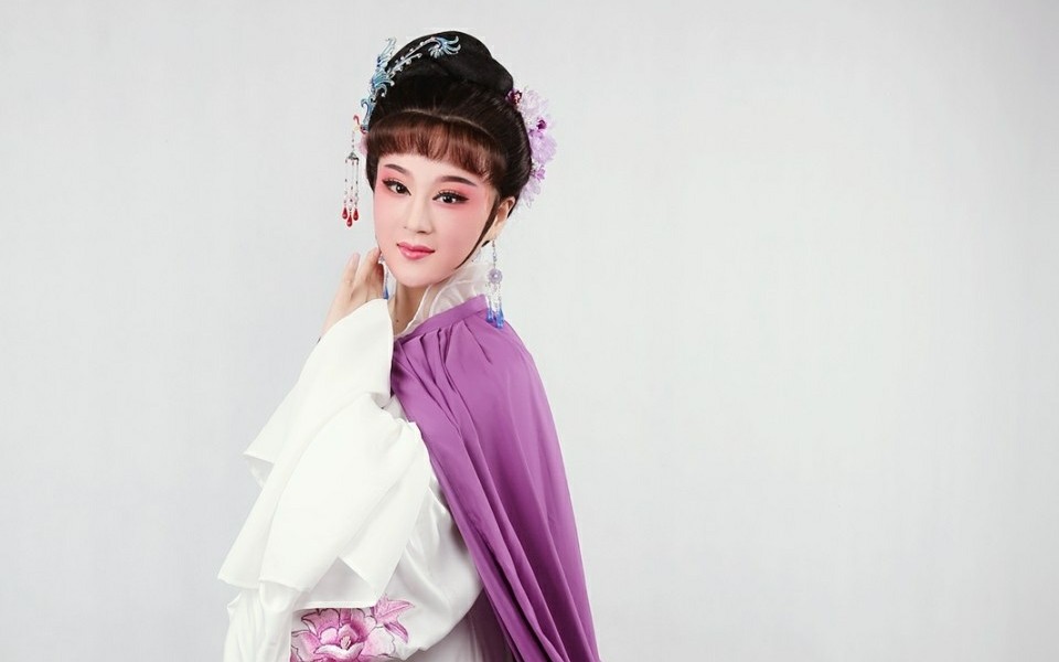 越剧《情探》送药方