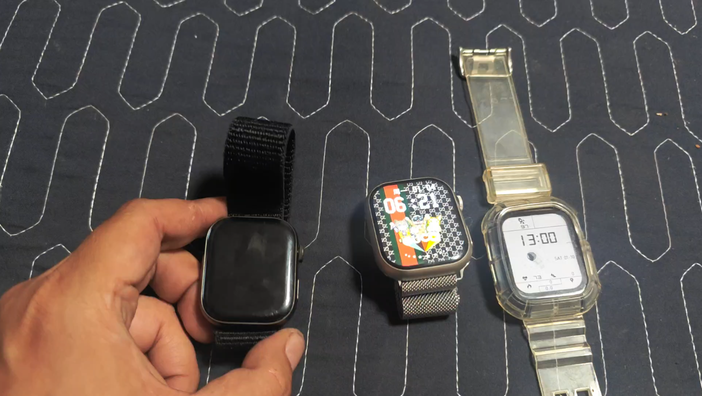 华强北智能手表的进化!三块不同年代的华强北智能手表对比!
