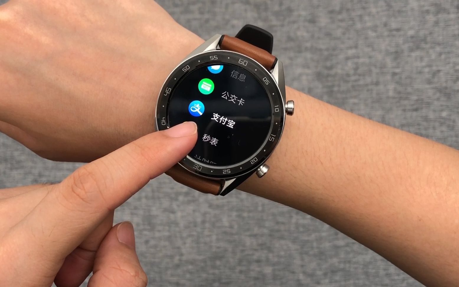 网上买了个"华为watch gt时尚版"开箱:我靠,这货真的是手表?