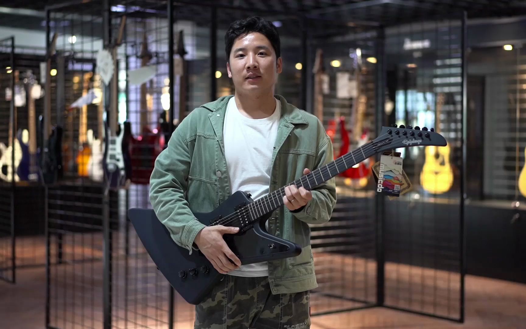 马老师同款易普锋异形飞鸟电吉他~可遇不可求!