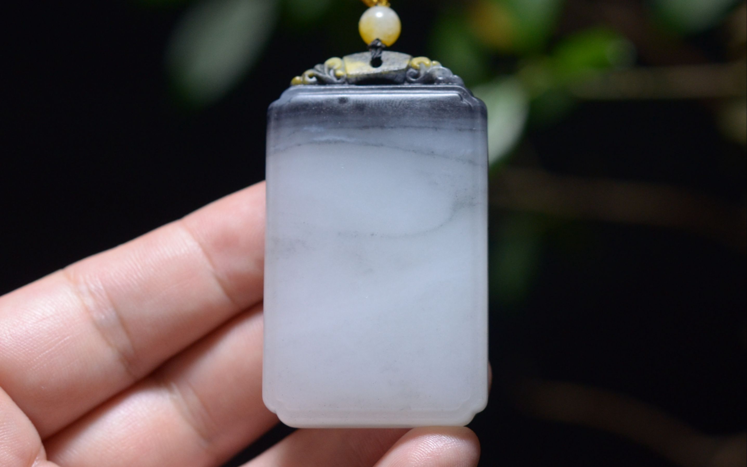 今日拍品:新疆和田水墨山水青花籽料无事牌2-2