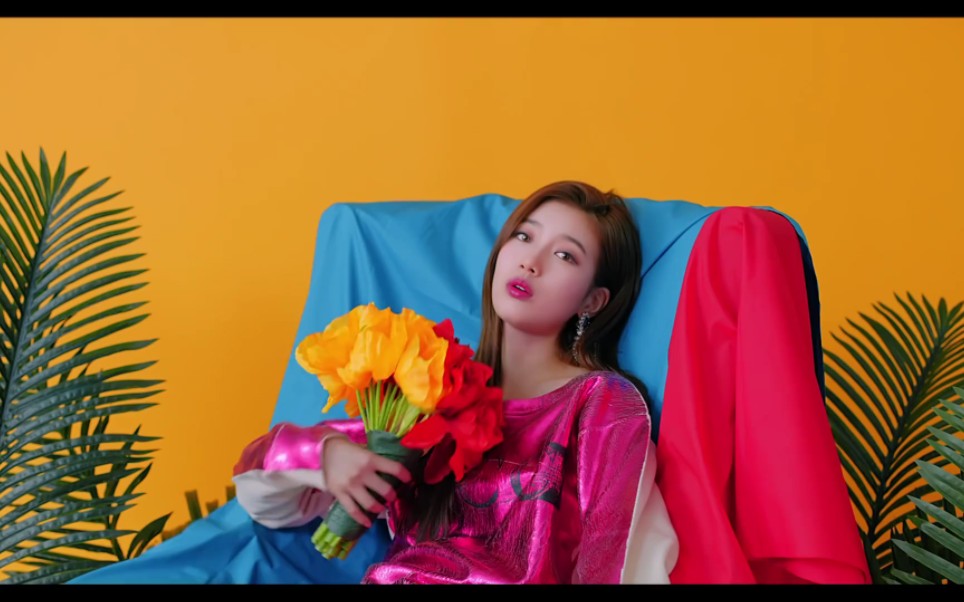 《裴秀智》 - sober , mv