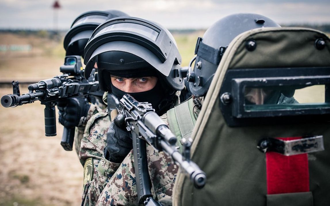 【点兵751】普大帝下血本保障世界杯安全 10万俄军24小时战备