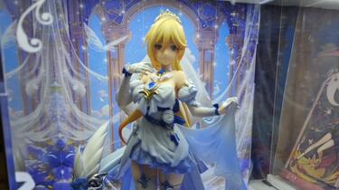 米忽悠/崩坏3】幽兰黛尔·十字星的约定手办开箱，这个皮肤谁设计的，每