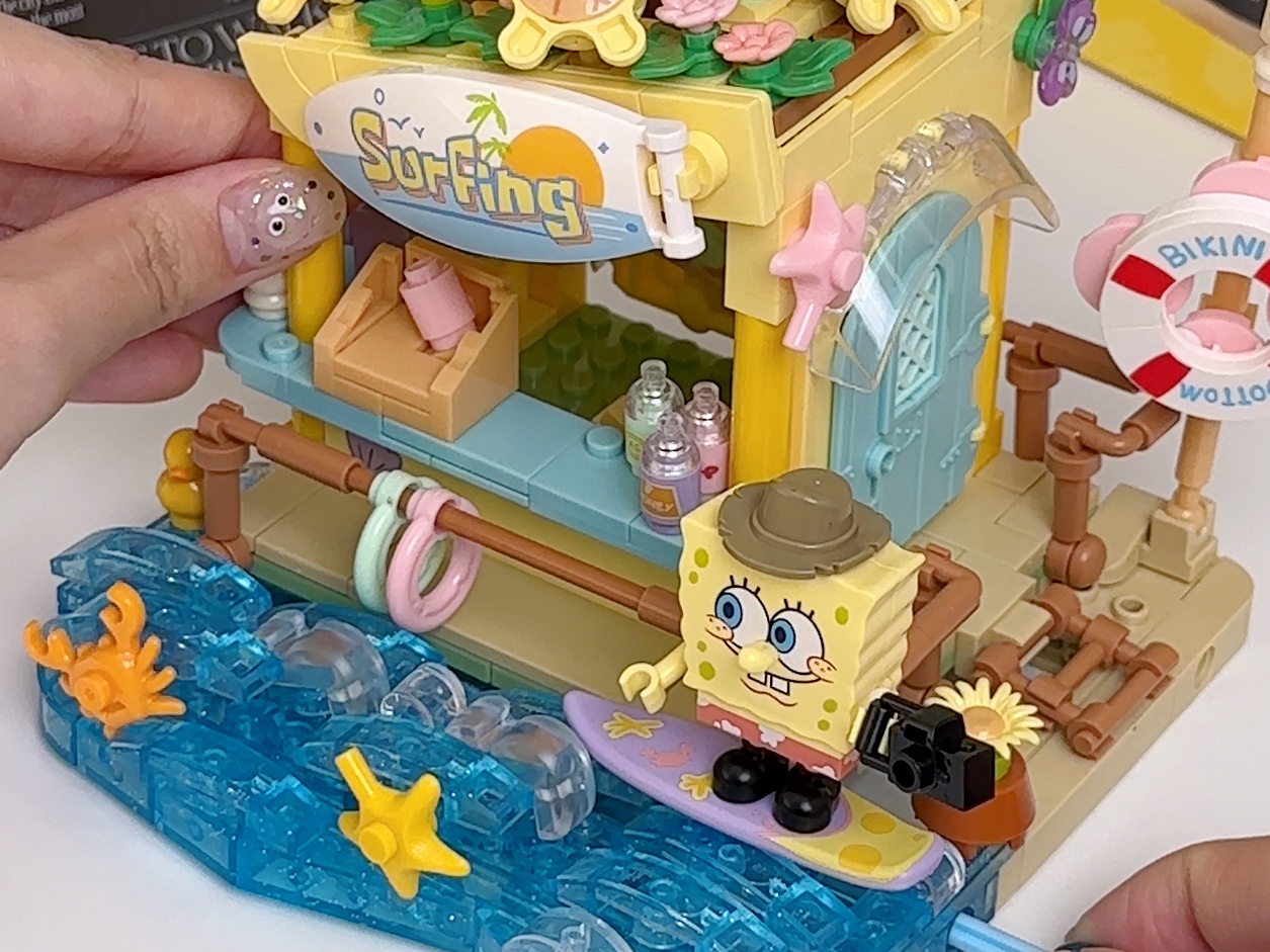9215沉浸式拼装|海绵宝宝海滩积木90