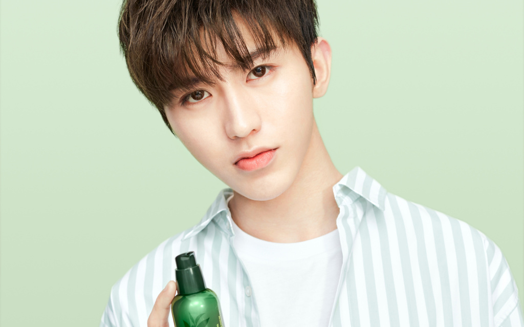 【蔡徐坤】悦诗风吟宣传片个人纯净cut(更新至p2)_哔哩哔哩_bilibili