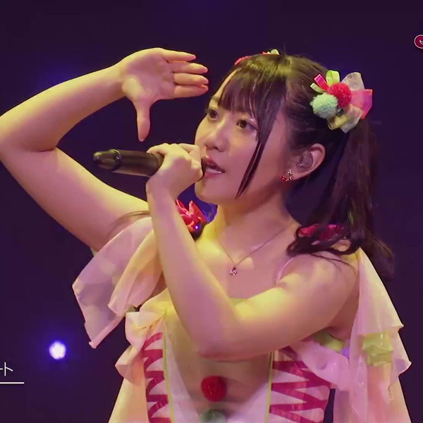 小倉唯/LIVE Cherry×Airline〈2枚組〉　ハードカバー付き 小倉唯/LIVE Cherry×Airline〈2枚組〉 ハードカバー付き Amazon