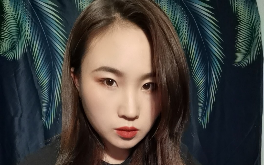 我怀疑我买的是假的华为mate30pro这个自拍效果简直惨不忍睹啊