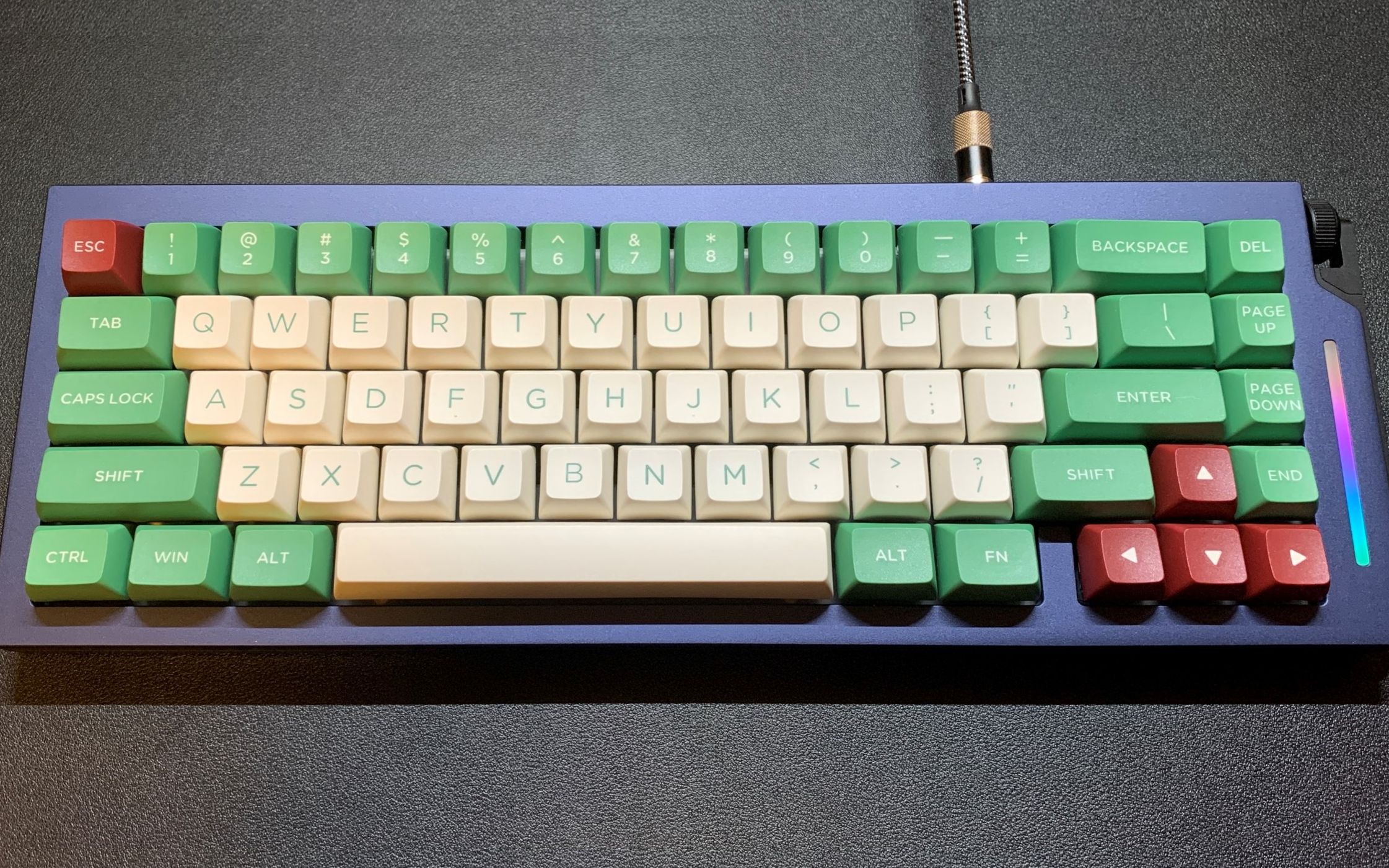 开箱艾酷抹茶红豆osa大全套键帽 打字音对比【voice65】_哔哩哔哩