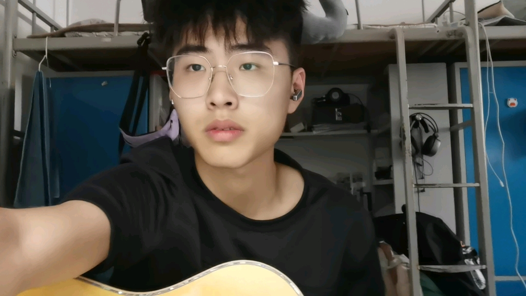 小蓝—大冰的小屋