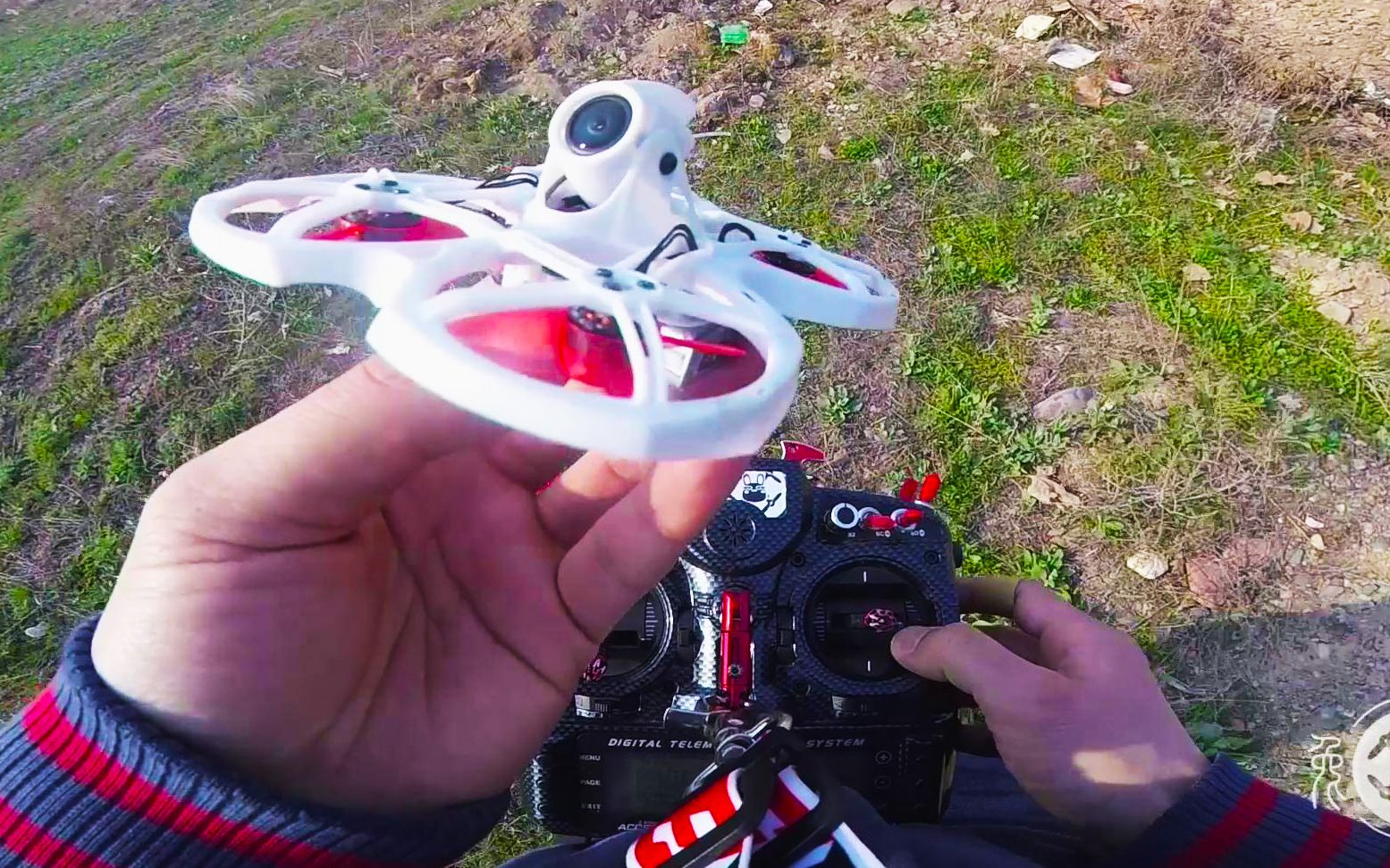 兔蛋fpv银燕tinyhawkii二代首飞如此疯狂