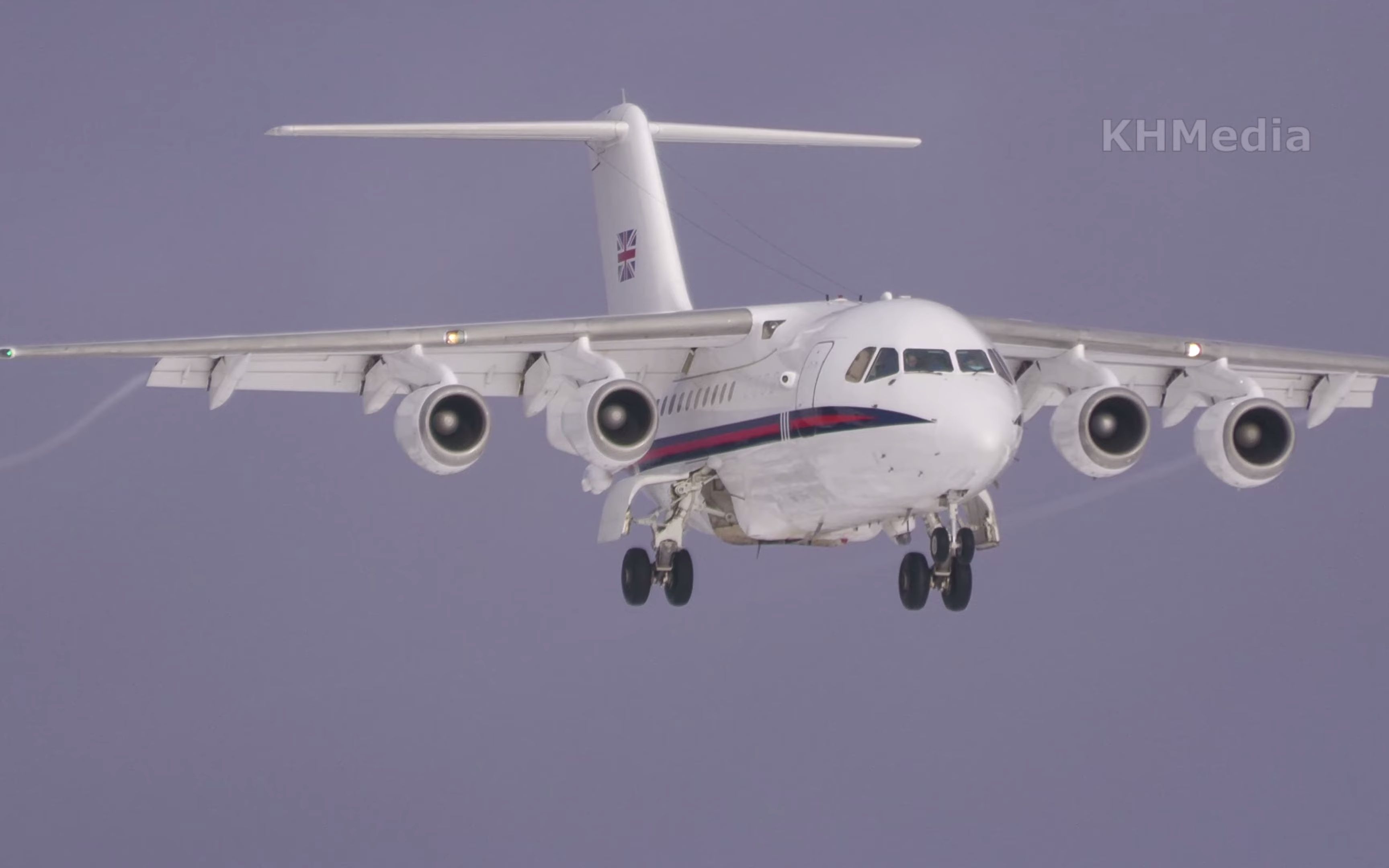 英国宇航146型飞机降落就像一架缩小版伊尔76
