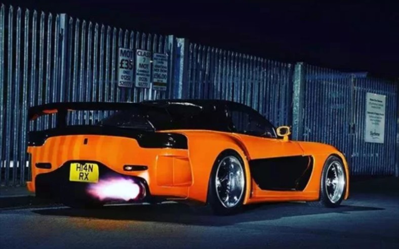 复刻"速度与激情3,东京漂移"韩同款veilside rx7 1比24车模