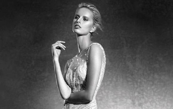 [图]【超模】捷克之光-Karolina Kurkova