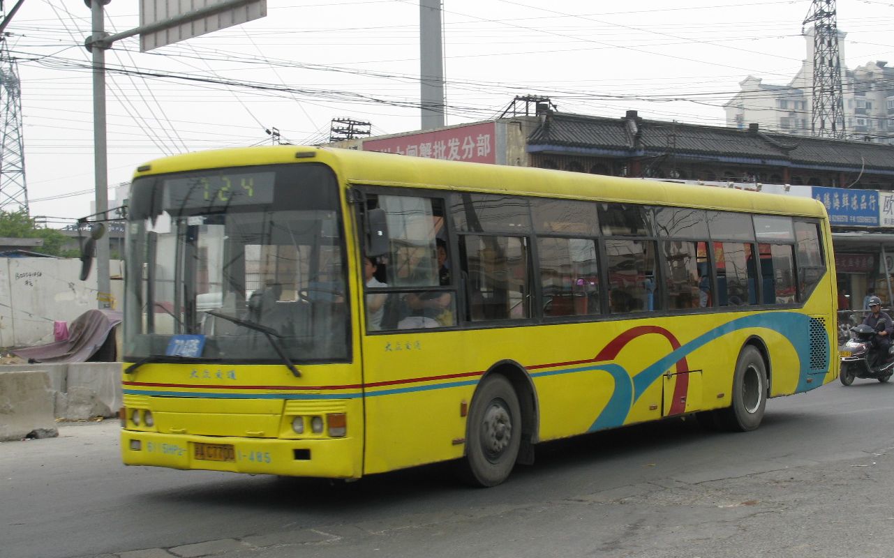 上海公交怀旧视频,当年幽灵线路之一724路上海牌客车h2-3-562 pov