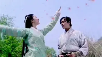 “后来才明白，红色蒲公英只有女娲后人牺牲的时候才会出现”