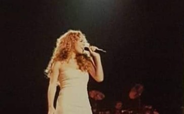 [图]官录？新音源！Mariah Carey 1998年2月3日Butterfly Tour蝴蝶巡演澳大利亚悉尼第一晚现场录音