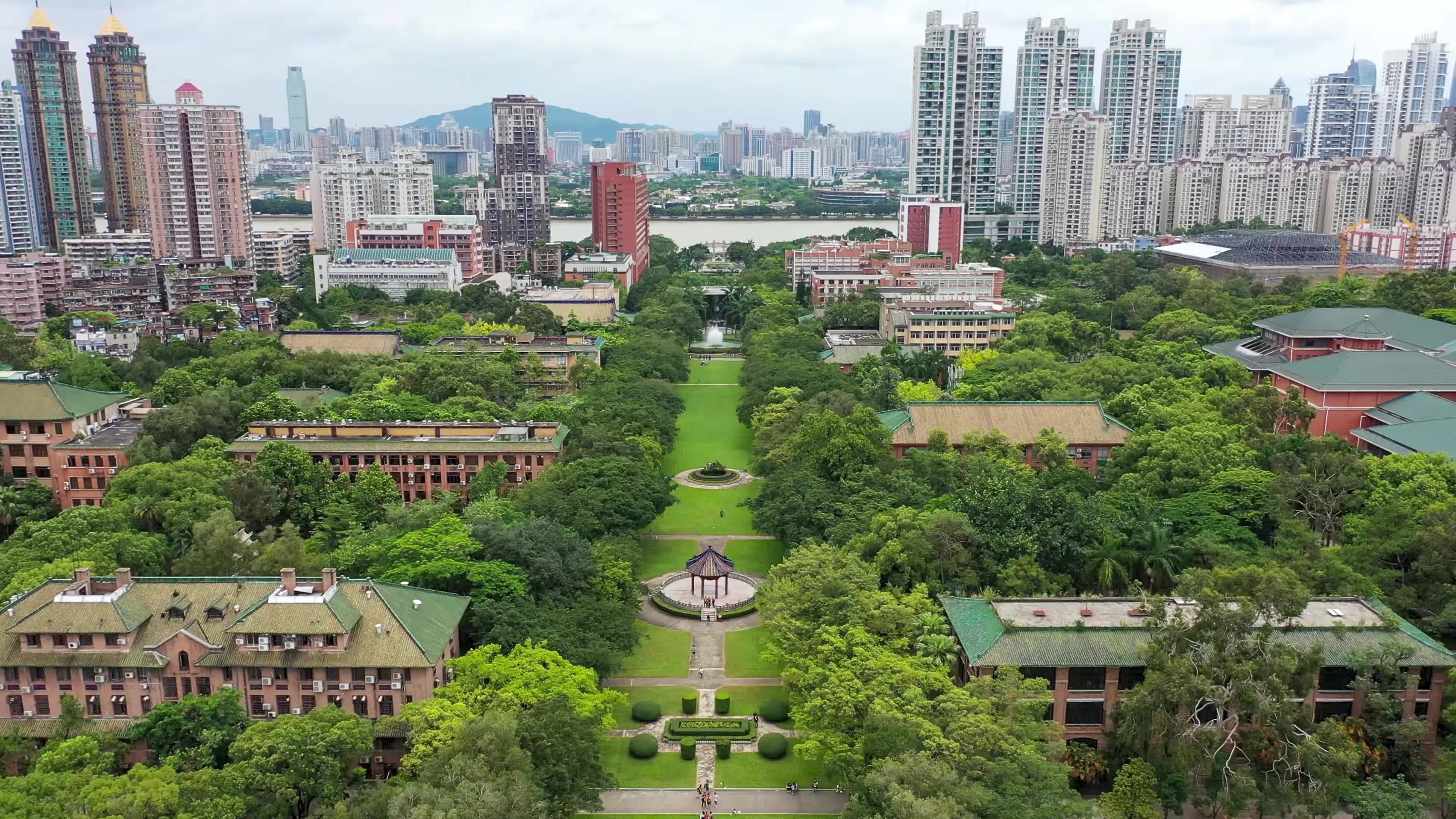 向北航拍中山大学中轴线风貌4k【大疆 御 mavic 2 pro】