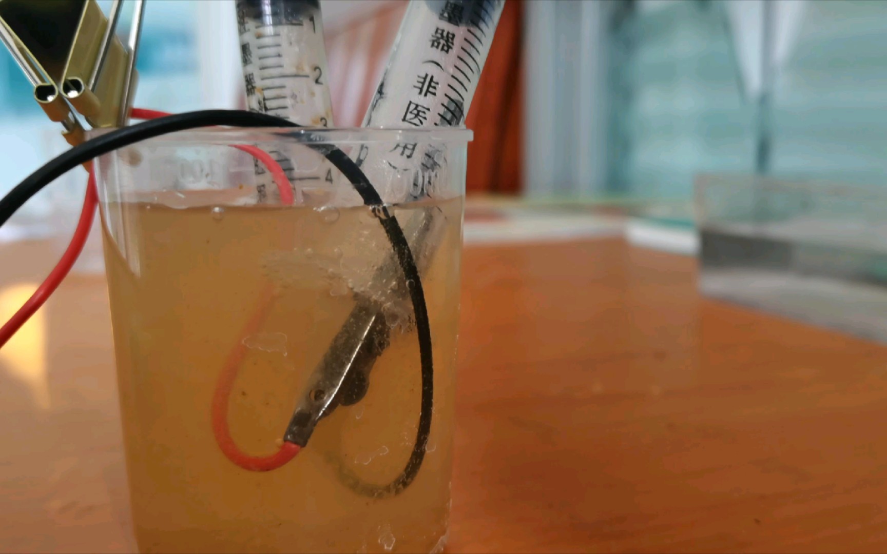 我电解水实验做成这样