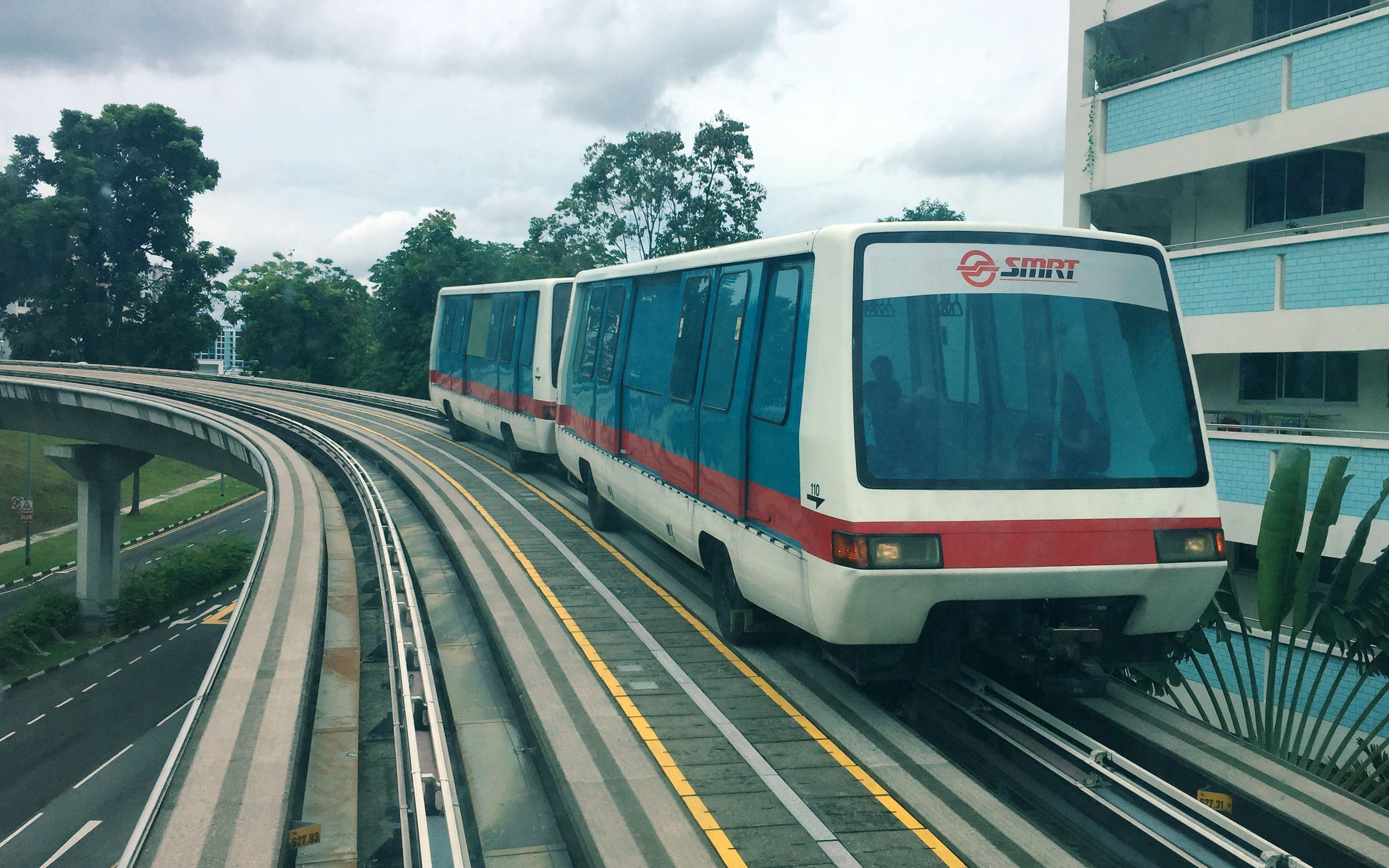 新加坡bukit panjang导向式胶轮轻轨 2016.05