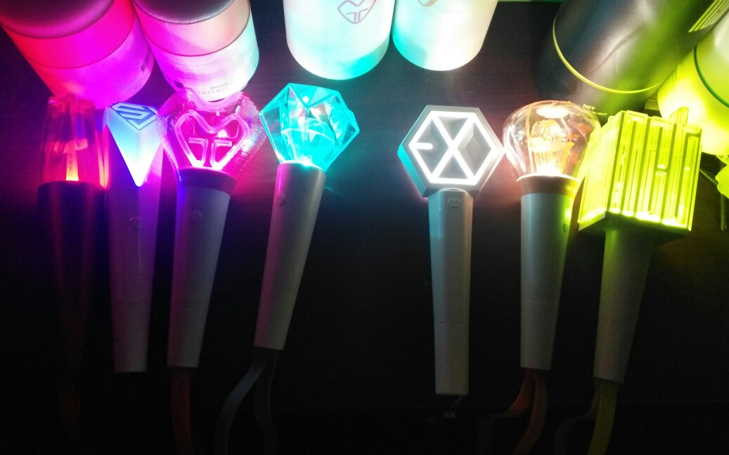 sm家族男女团应援棒