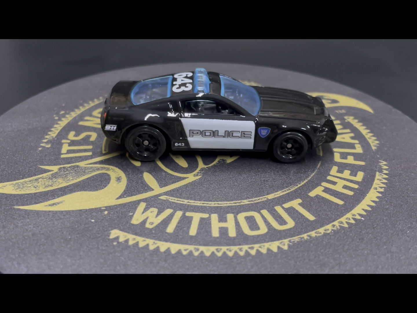 风火轮 野马警车 《变形金刚》路障涂装 1:64合金模型