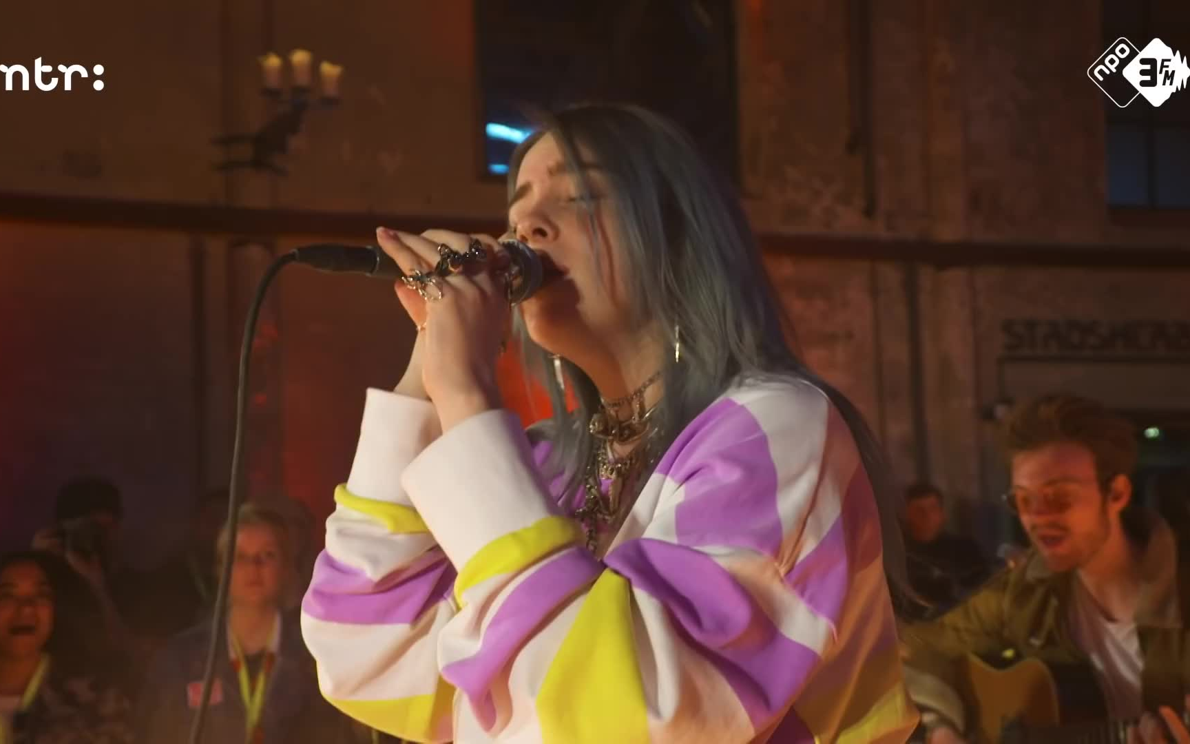 [图]【现场】Billie Eilish- Bellyache -3FM Exclusive独家