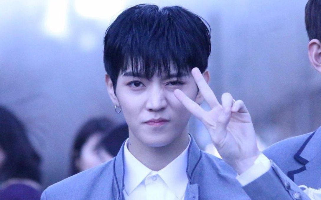 【中字】漫撕男崔珉起(ren) 一分钟自我介绍 produce 101 season2
