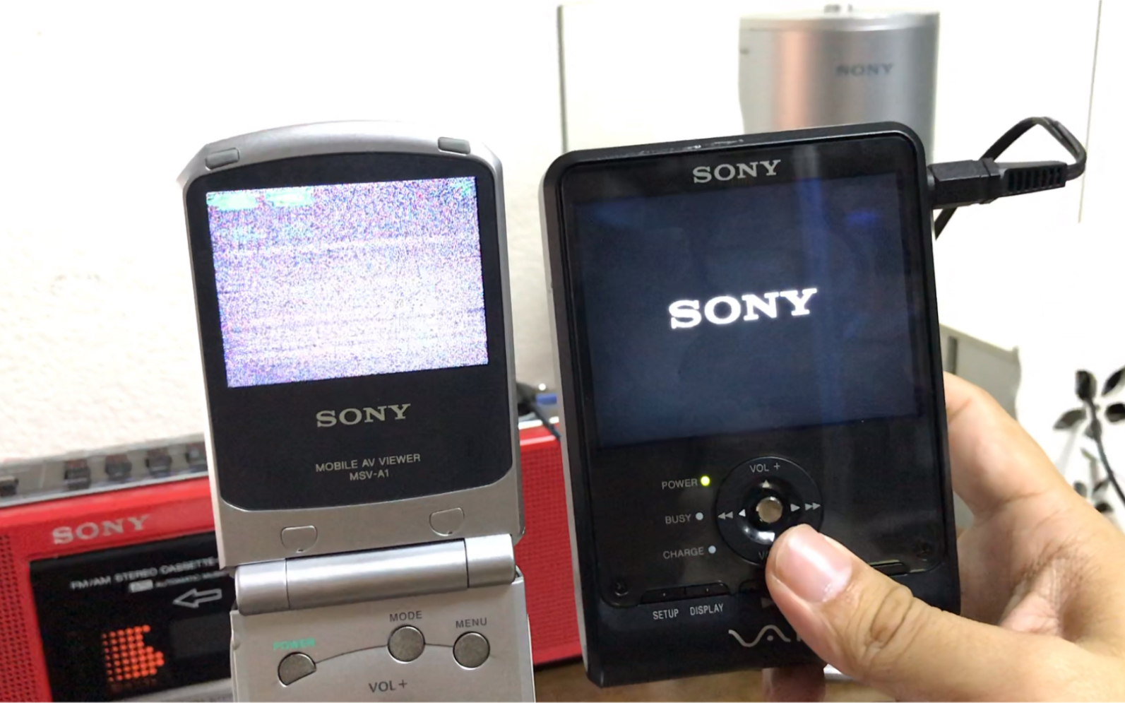 [图]《华仔二号》出品：第一百四十五弹：索尼 SONY MSV-A1 & PCVA-HVP20掌上数码视频播放器 开箱视频 索尼大法