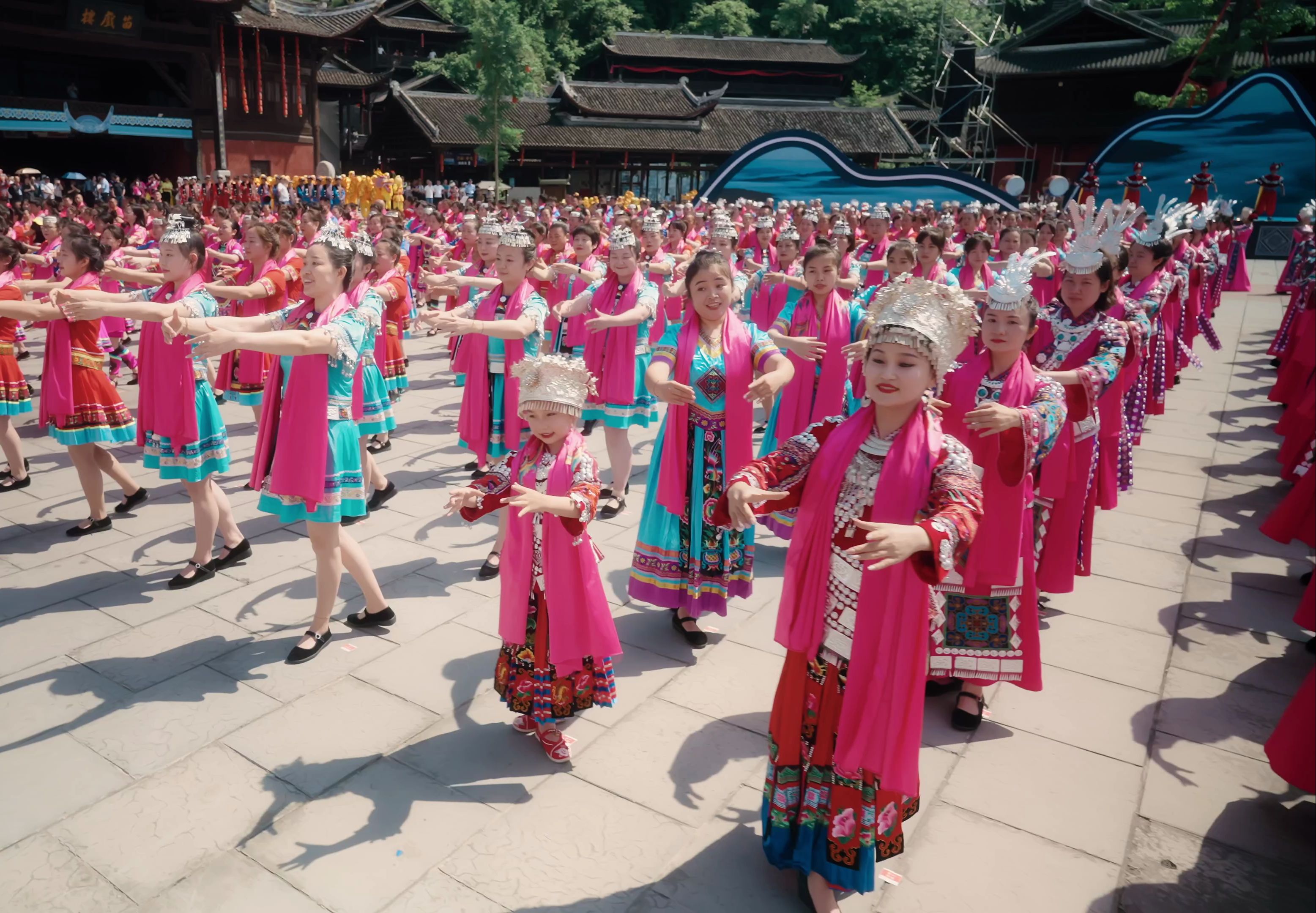 彭水 苗族 踩花山节