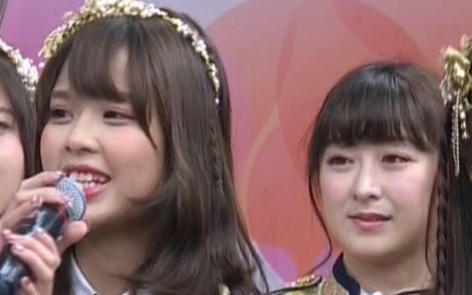 [图]BNK48 - 戀愛的幸運餅乾 + 裙襬飄飄 (17.12.01 CH3 Morning News)