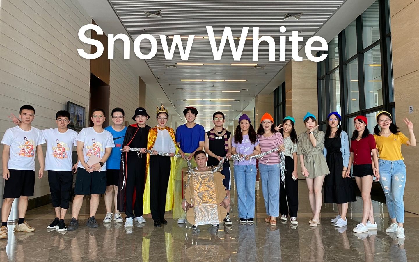 [图]白雪公主 Snow White 北京外国语大学2020暑期经管小学期 Drama Night