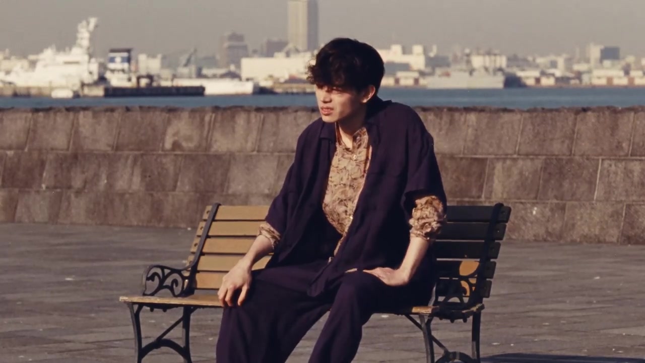 菅田将晖出演 染谷将太导演短片「まだここにいる」