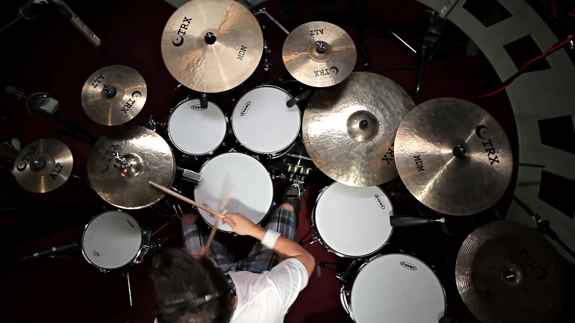 【鼓】cobus   avenged sevenfold   almost easy