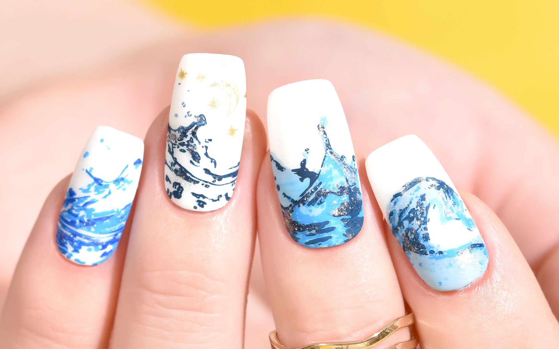 高温酷暑不用怕带你感受清凉的海浪美甲kadsnailart