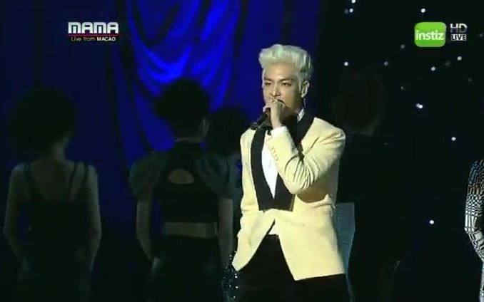 [图]TOP崔胜铉 Turn It Up 101128MAMA Live