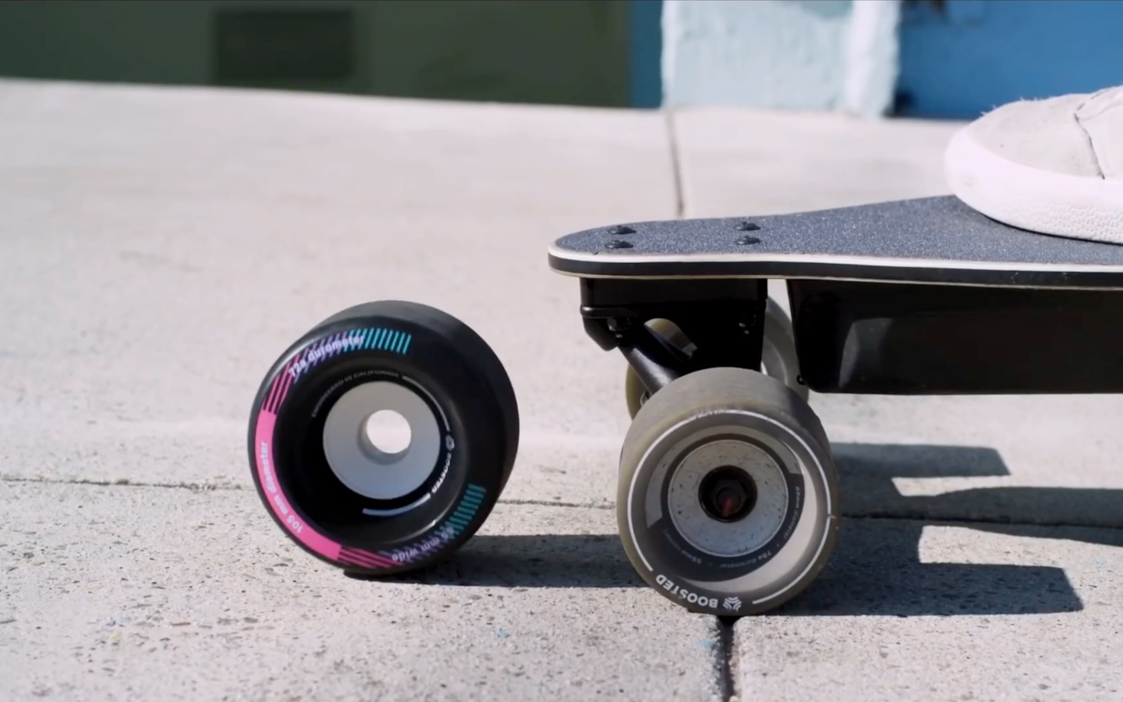 boosted board 电动滑板创意广告《105s轮子》