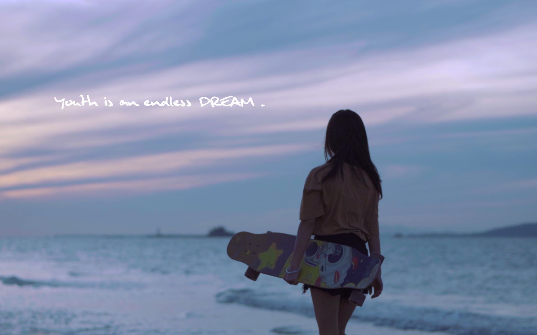 youth is an endless dream 青春感滑板少女