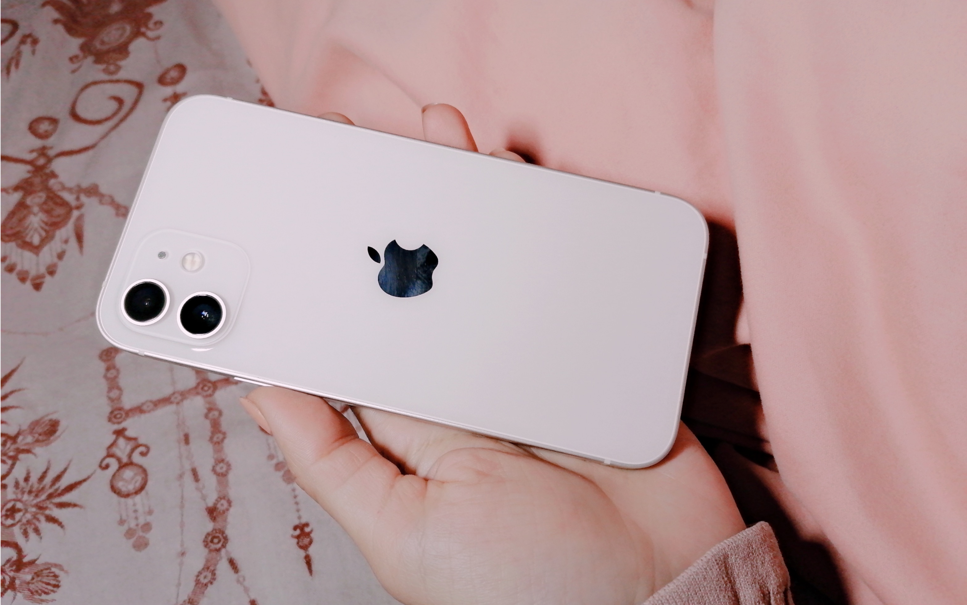 iphone12白色开箱