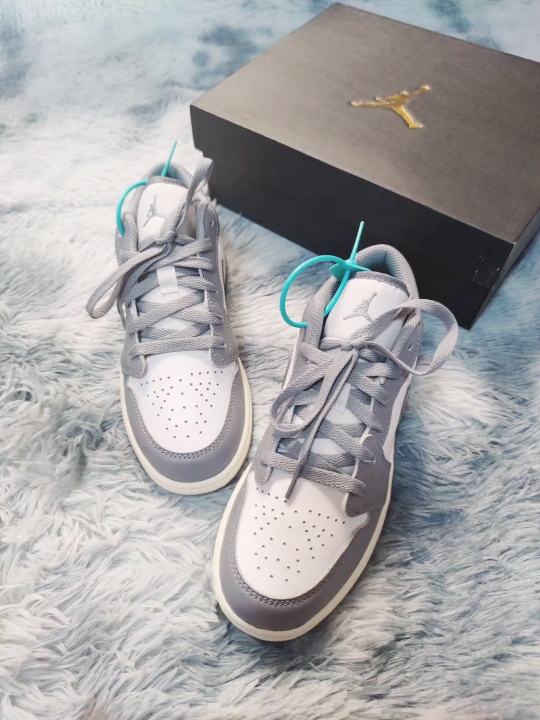 最值得的aj low|烟灰小迪奥配色