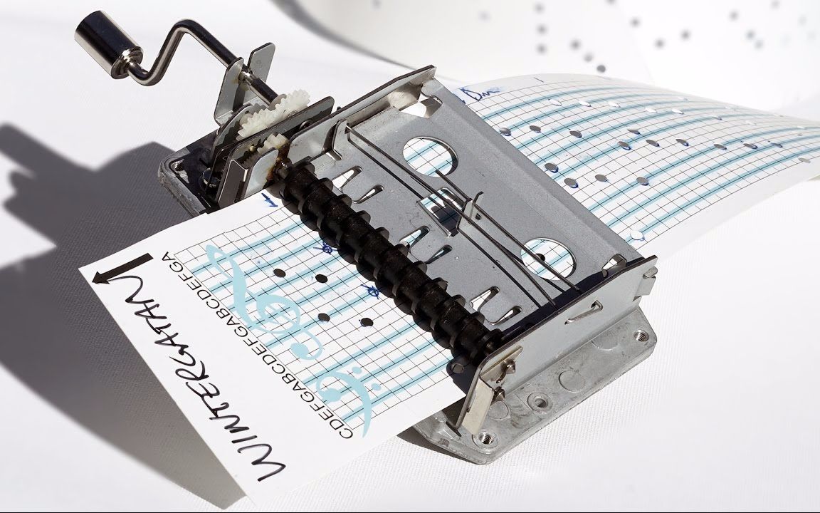 【自动字幕】如何给八音盒谱曲 打孔教程