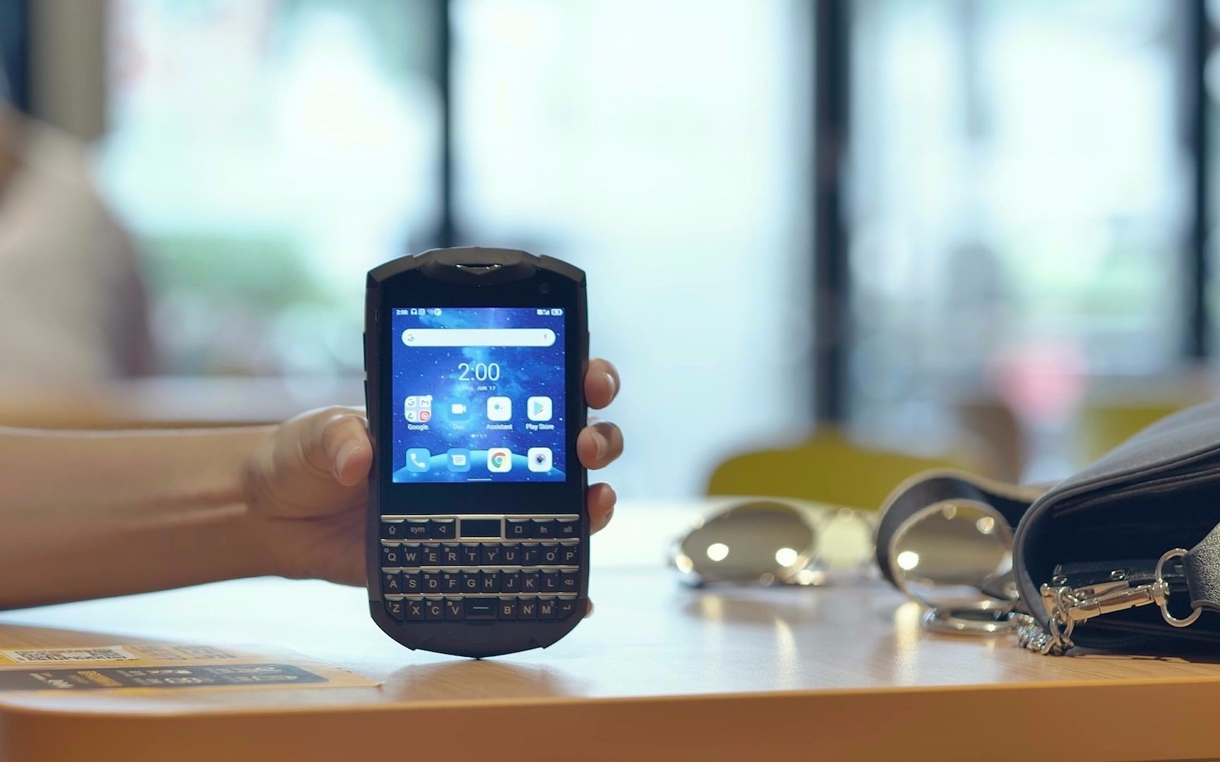 情怀依旧,经典重现,titan pocket全键盘即将上线