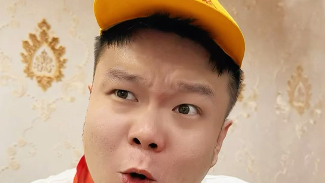 我最爱吃铜锅涮肉啦！