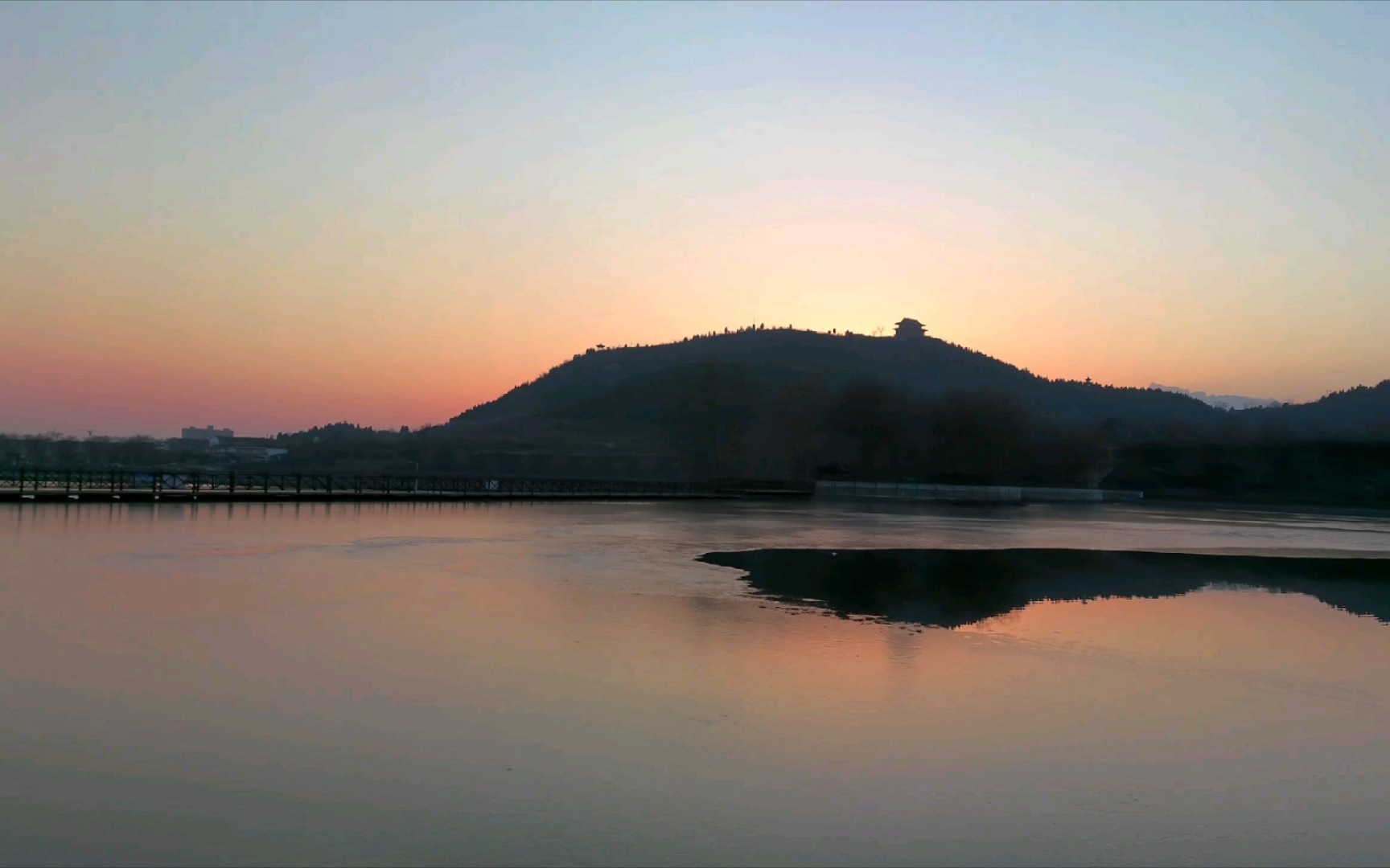 林州龙湖 2022年第一次日落